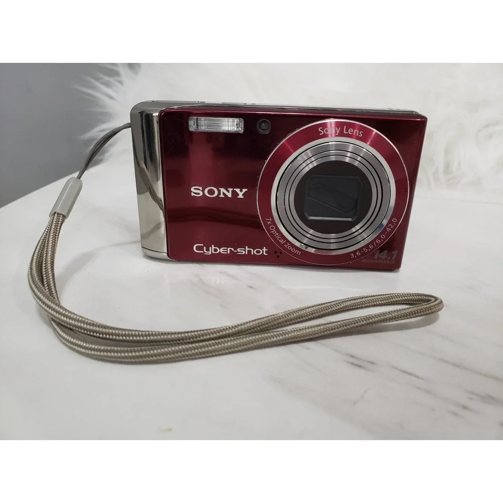 BROKEN FOR PARTS Sony Cybershot DSC-W370 14.1MP Digital Camera Burgandy Red